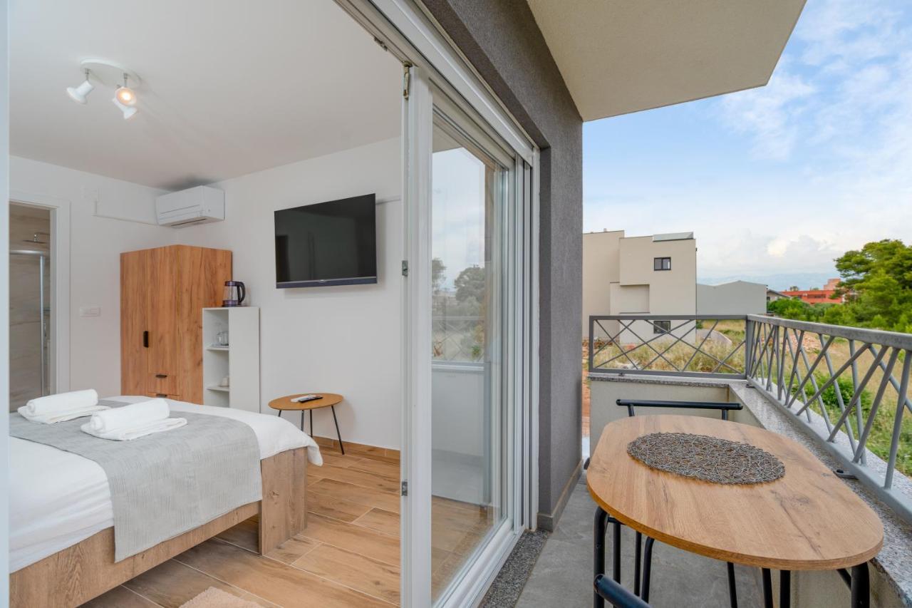 Number One Apartments 维尔 外观 照片