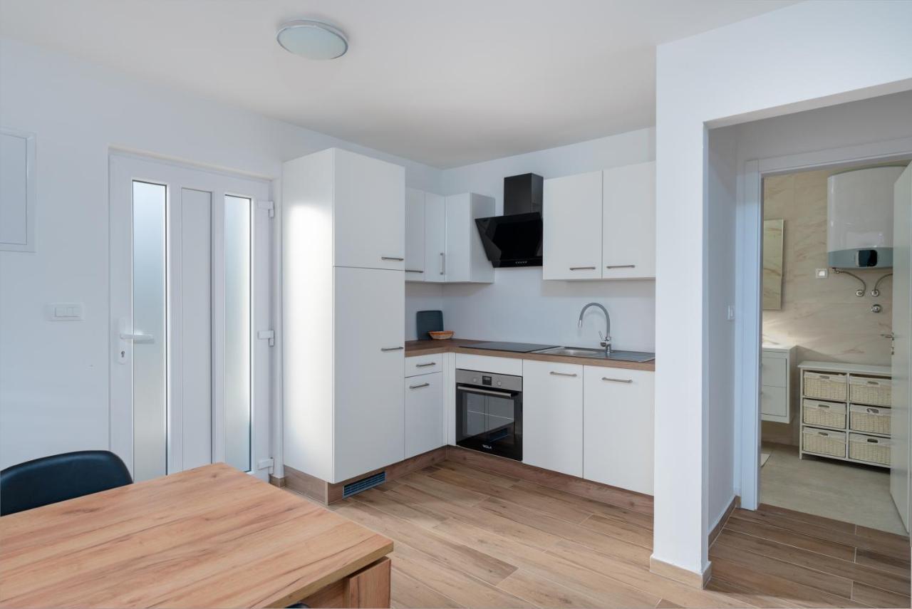 Number One Apartments 维尔 外观 照片