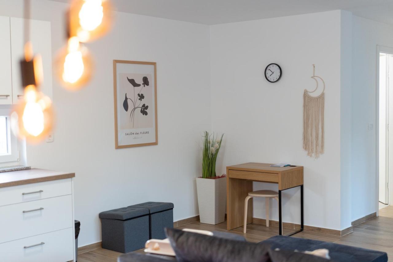 Number One Apartments 维尔 外观 照片