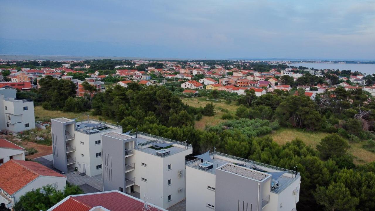 Number One Apartments 维尔 外观 照片